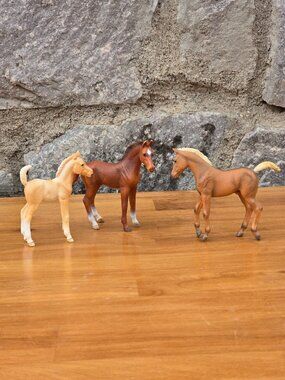 CollectA 3 Foal Set